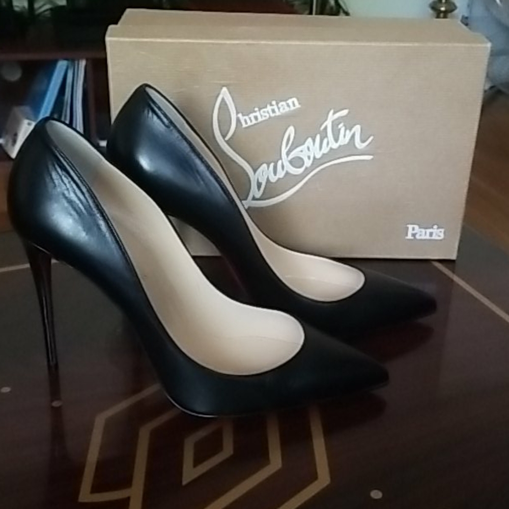 AUTHENTIC- Louboutin Pigalle Follies 100- Size 10